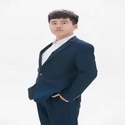 尹云